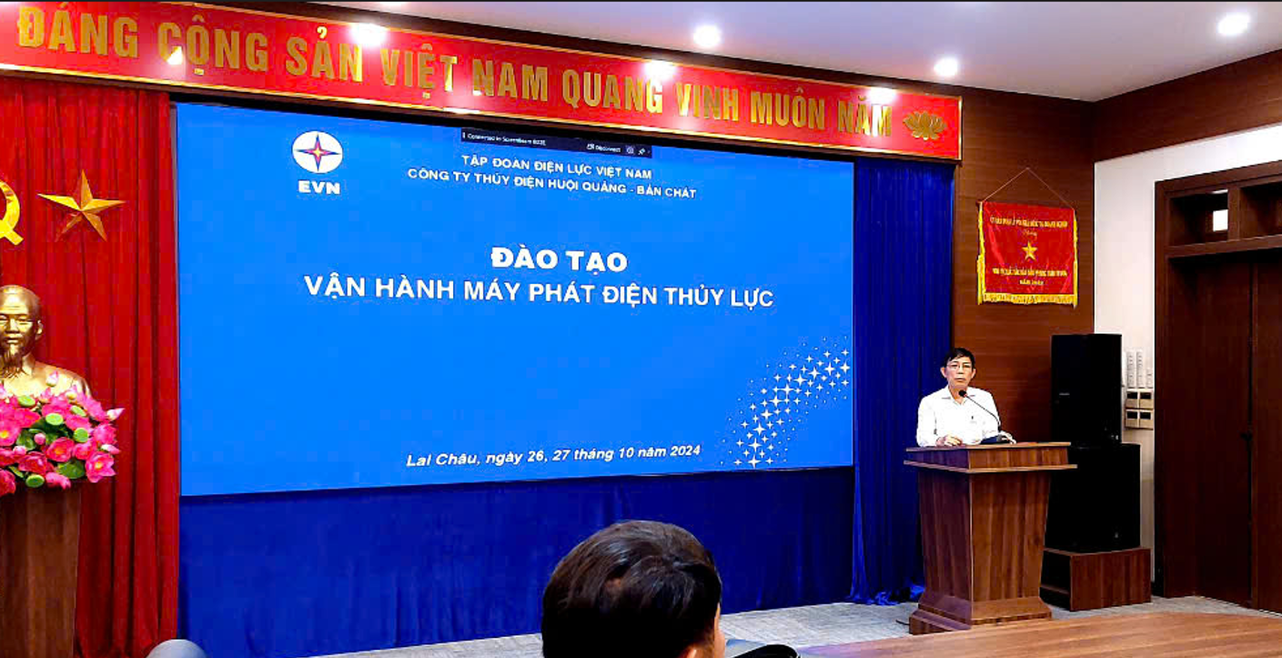 ĐÀO TẠO VẬN HÀNH MÁY PHÁT THỦY LỰC 